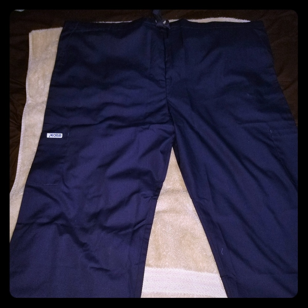 MOBB scrubs pants